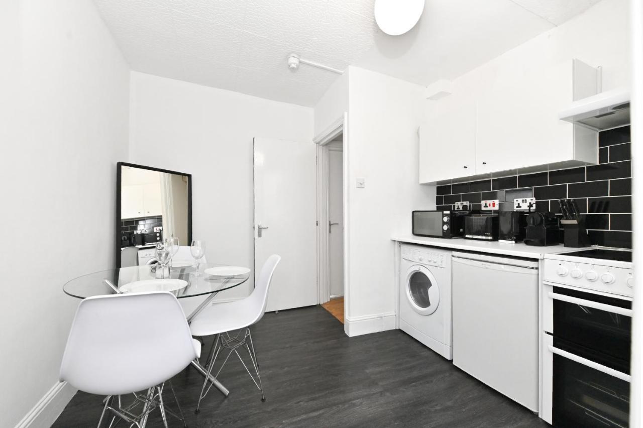 Covent Garden & Soho, Cosy & Cool, Spacious Apartment Лондон Экстерьер фото